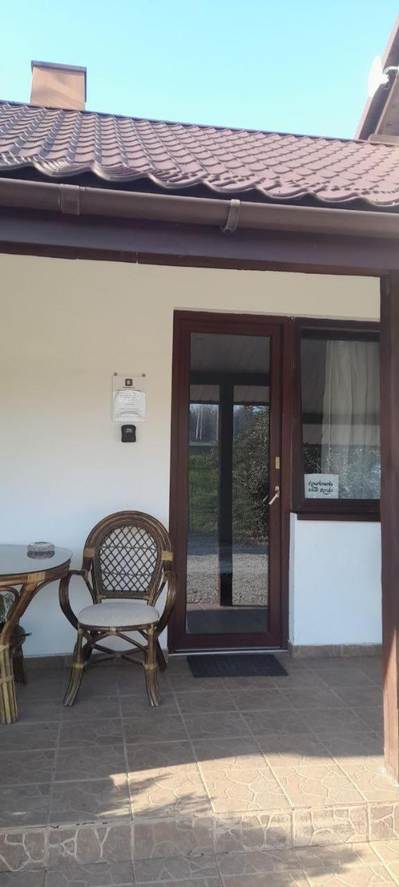 Апартаменти Біля Рондо - Mieszkanie Przy Rondzie Przemyśl Exterior foto